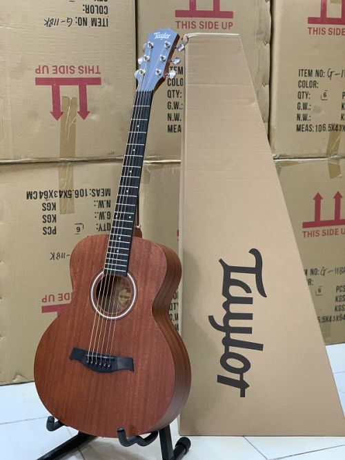 Guitar acoustic Taylor mini BT2