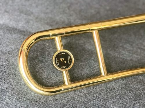 Trombone Selmer TB-650 màu vàng