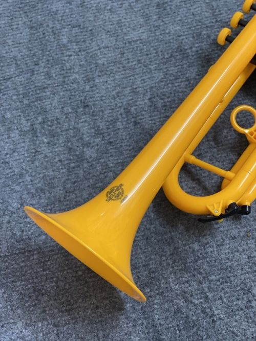 Trumpet Selmer nhựa TR650 màu vàng