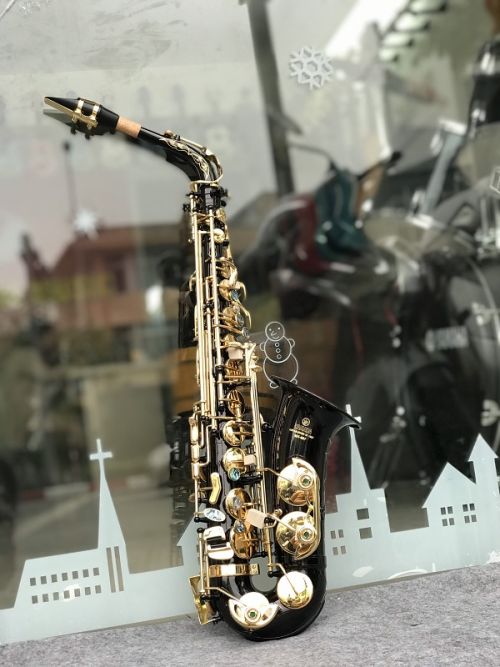Saxophone alto Yamaha MK-007 màu đen