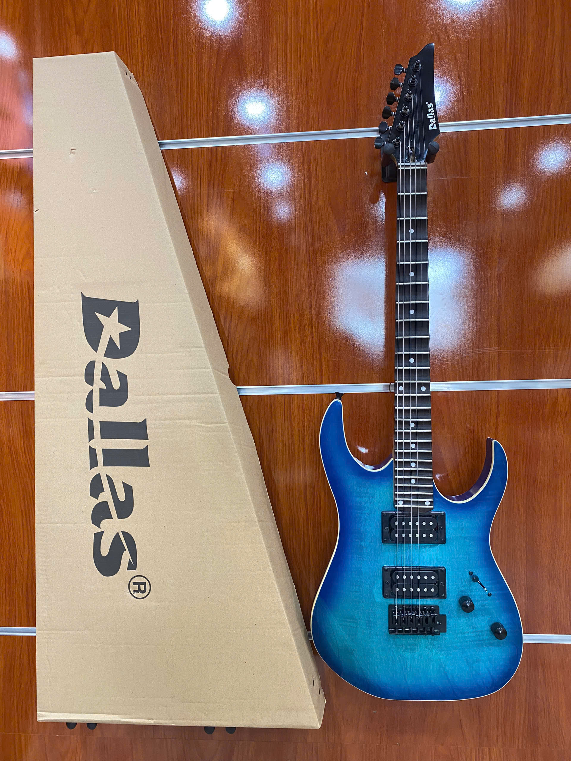 guitar-dien-lom-LDLS400-2