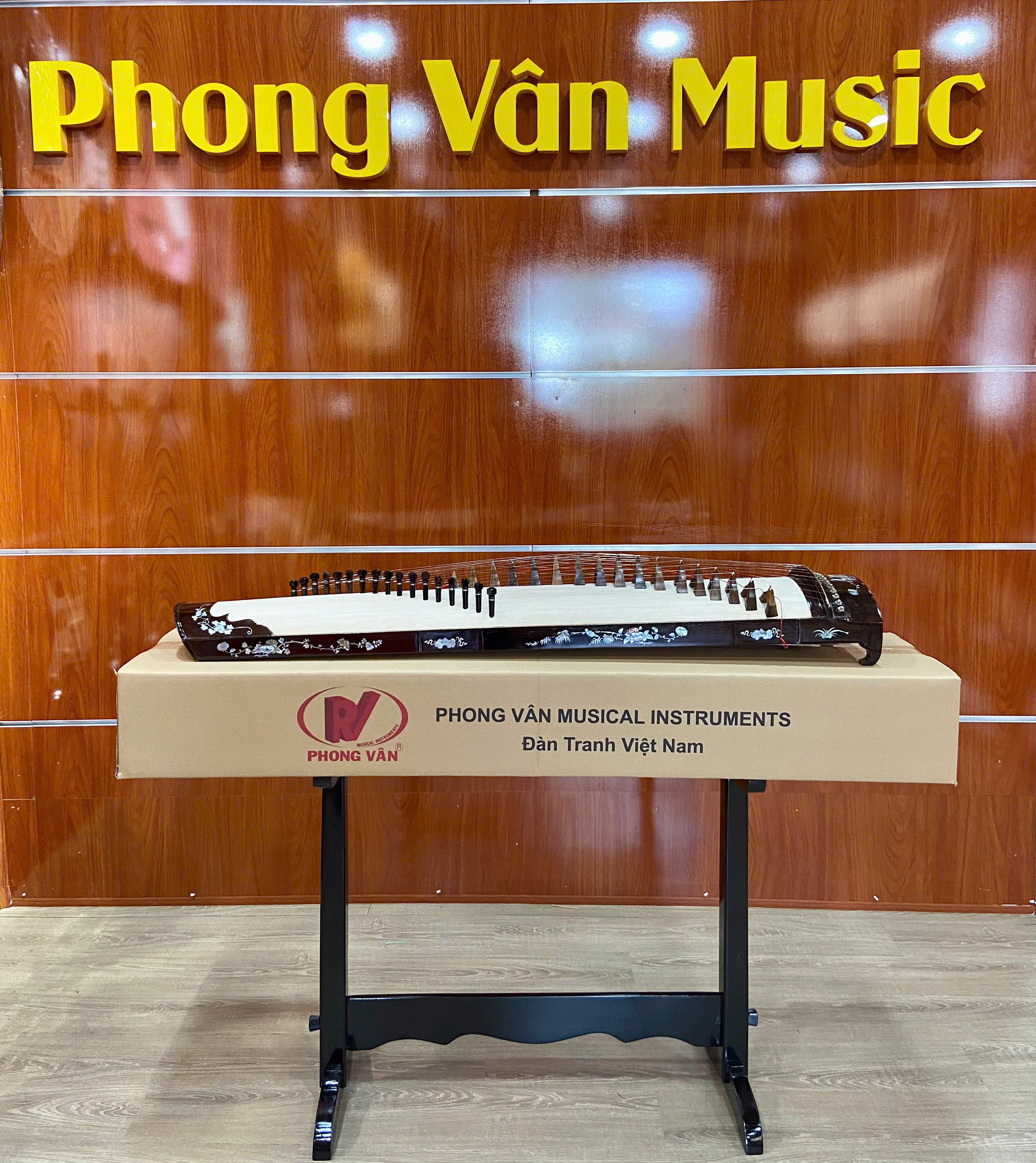 dan-tranh-go-mun-kham-trai-17-day-PHONG-VAN-MUSIC-3