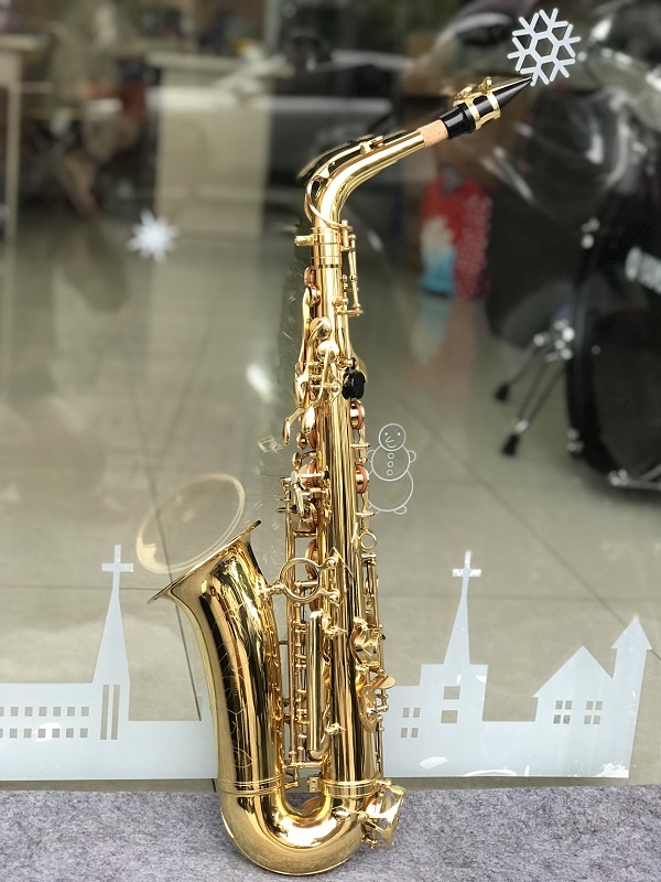 saxophone-mk007-vang-5