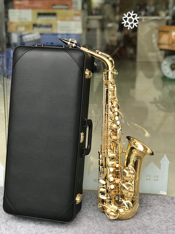 saxophone-mk007-vang-9