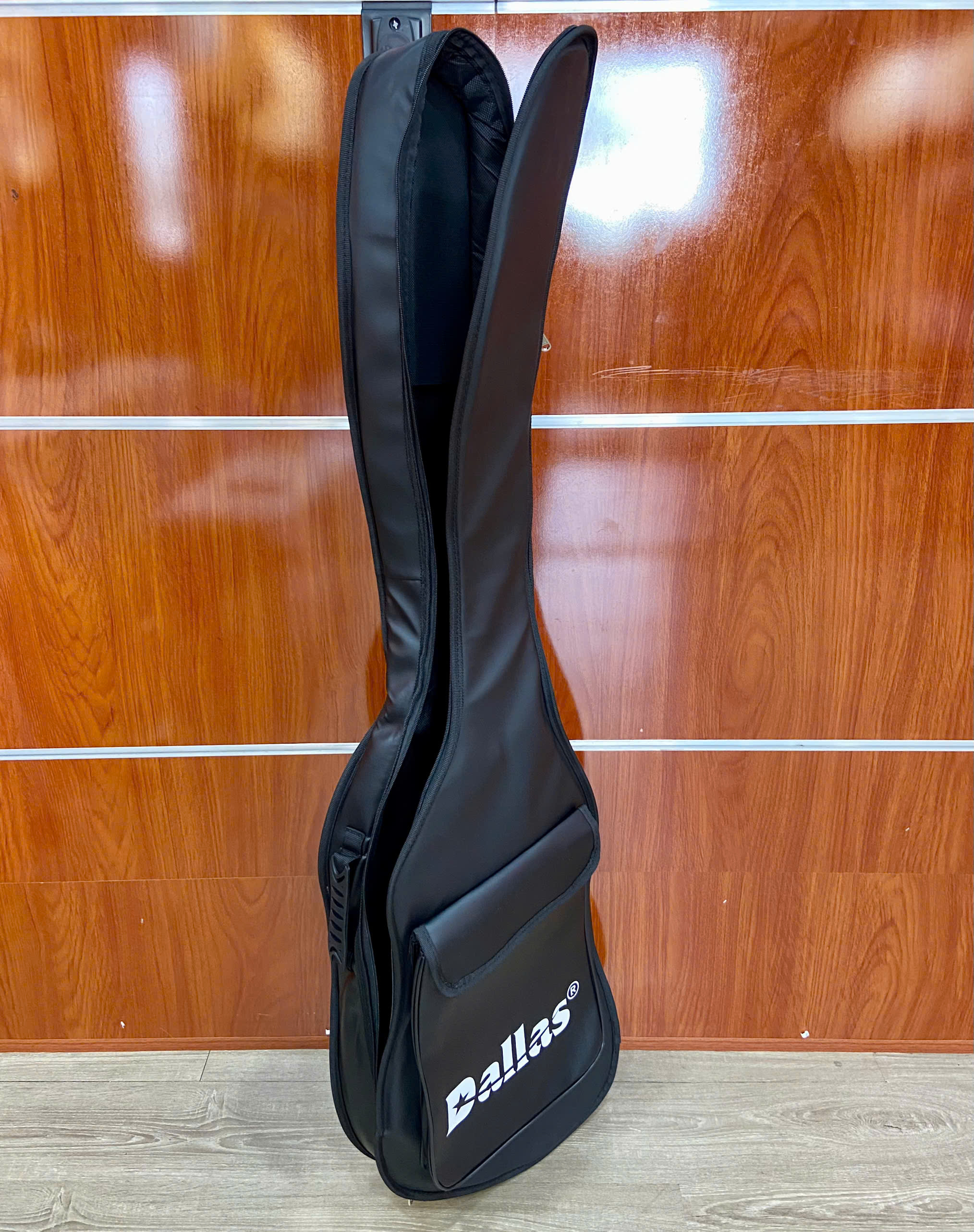bao-guitar-bass-3